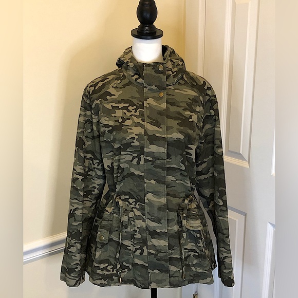 Camouflage Full Zipper Snap Front Toggle Waist Hooded Jacket Sz XL - Picture 1 of 9